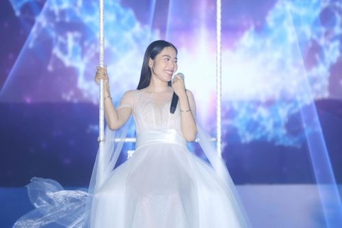 Nam Em 'bất chấp hy sinh những gì có thể làm được' tại The Heroes
