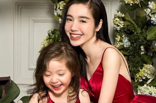 Elly Trần có phản ứng ra sao khi được dân mạng khuyên bớt đăng 'drama' để giữ tuổi thơ đẹp cho con