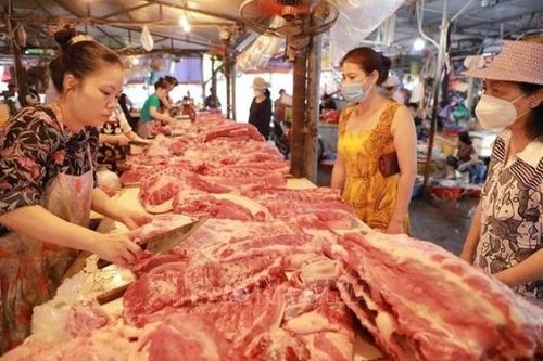 Ngày 20/3: Giá thực phẩm, hàng hóa ổn định, giá trứng gia cầm giảm mạnh