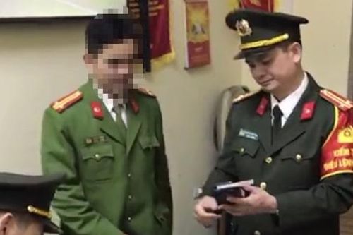 Công an Thanh Hóa tăng cường các tổ kiểm tra điều lệnh, văn hóa ứng xử