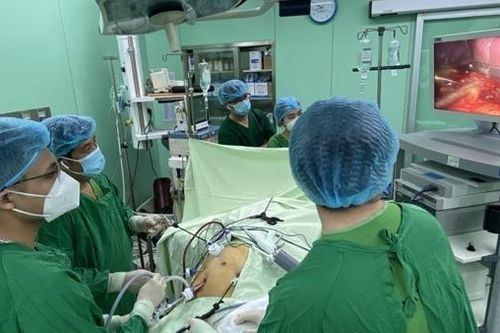 Bệnh viện 30-4 phẫu thuật thành công nội soi cắt u nang lớn ở lách