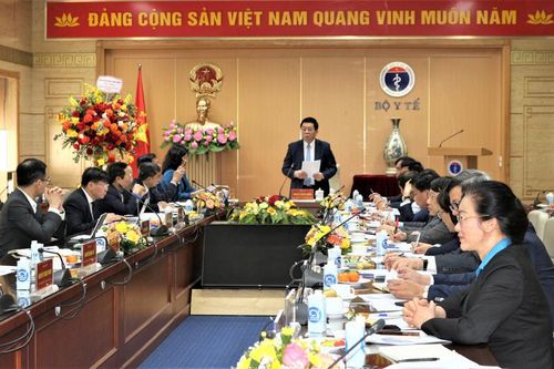 Trưởng ban Tuyên giáo Trung ương Nguyễn Trọng Nghĩa thăm, làm việc với Bộ Y tế
