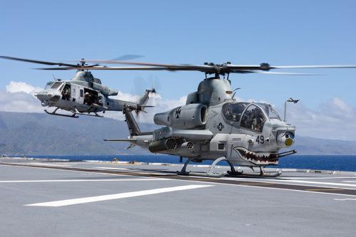 Trực thăng tấn công AH-1Z Viper bội phần nguy hiểm với tên lửa AIM-120 tầm xa