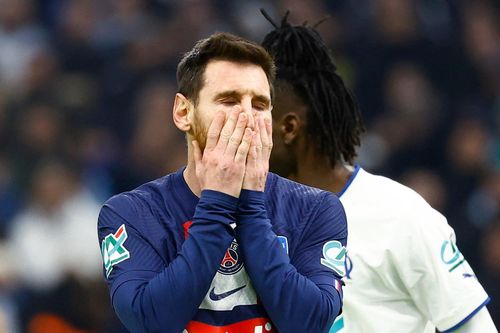 Messi thay đổi thái độ với PSG