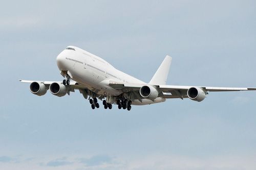Máy bay của thái tử Saudi Arabia bị bán sắt vụn sau 30 giờ bay