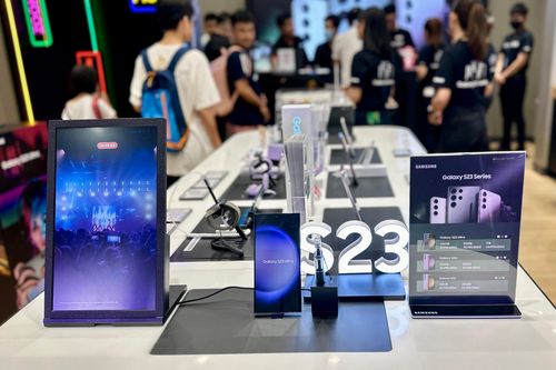 Lượng smartphone bán tại Việt Nam giảm mạnh, về mức của năm 2015