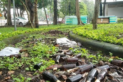 Công viên giữa lòng TP Vinh xuống cấp nhếch nhác