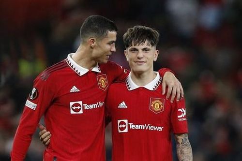 Sợ bị Real nhòm ngó, MU nhanh tay gia hạn hợp đồng với 'truyền nhân của Ronaldo'
