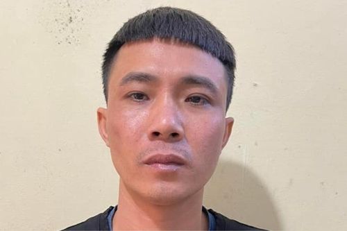Sáng ra tù liền đi liên hoan ăn mừng được tự do, chiều lại bị bắt giam vì hành động ngớ ngẩn này