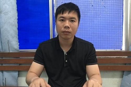 'Người dơi' chuyên gắp iPhone sa lưới khi đang dò đường trú ẩn