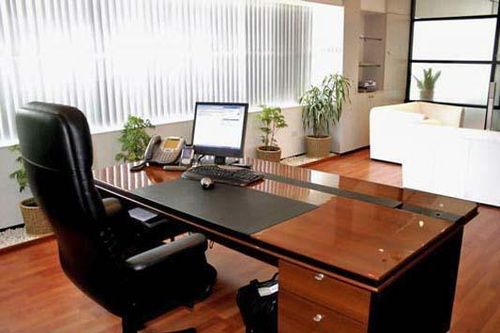 Phong thủy bàn làm việc cần kiêng kỵ những điều gì?