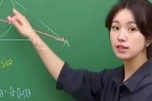 Nơi giáo viên nổi tiếng, kiếm nhiều tiền ngang ca sĩ, diễn viên