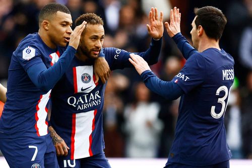 PSG lên kế hoạch thay Messi, Neymar