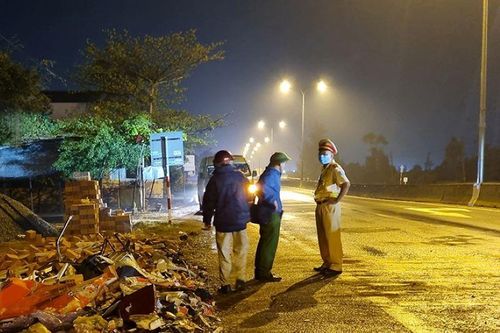 Tạm giữ hình sự tài xế trong vụ tai nạn giao thông làm 3 người tử vong tại Quảng Nam