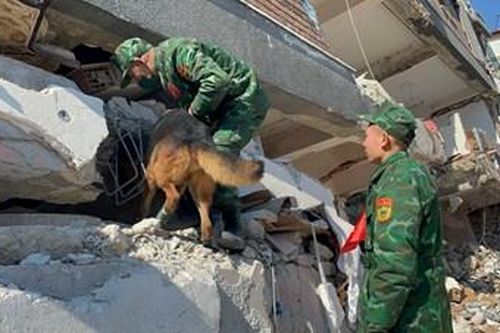 Gác niềm riêng để thực hiện nhiệm vụ cao cả
