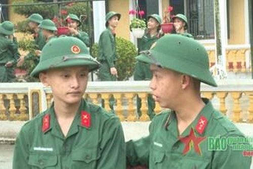 Câu chuyện thứ bốn ba: Hai anh em ruột trở thành đồng chí