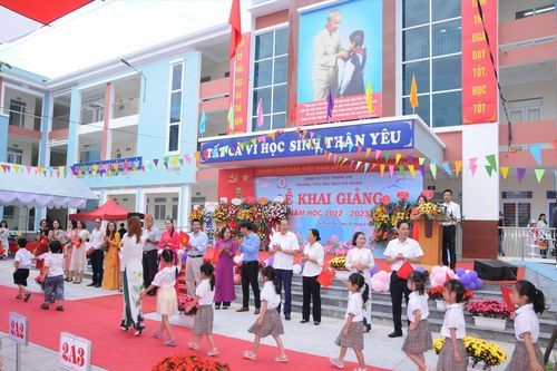 Nhà trường phản hồi thông tin 'bắt trẻ lớp 1 tìm hiểu về danh nhân Ngô Thì Nhậm'