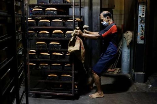 Tiền điện tăng làm tăng thêm sự khốn khổ của người Sri Lanka trong khủng hoảng kinh tế