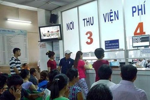 TT-Huế: Vì sao nhiều đơn vị y tế công lập thu viện phí không đủ trả lương?