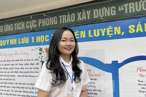Nữ sinh sư phạm là đảng viên, đạt thành tích học tập xuất sắc