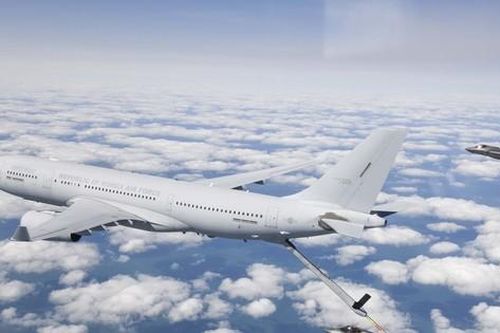 Không quân Hàn Quốc lần đầu tung ảnh F-35A diễn tập tiếp nhiên liệu trên không