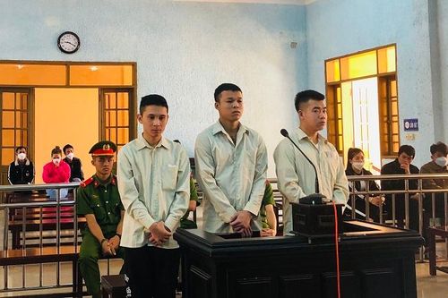 Đâm bạn trọng thương vì mâu thuẫn trong lúc mời nhậu
