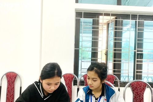 Nữ sinh miền núi chia sẻ bí quyết đạt giải Nhất tỉnh môn Địa lý