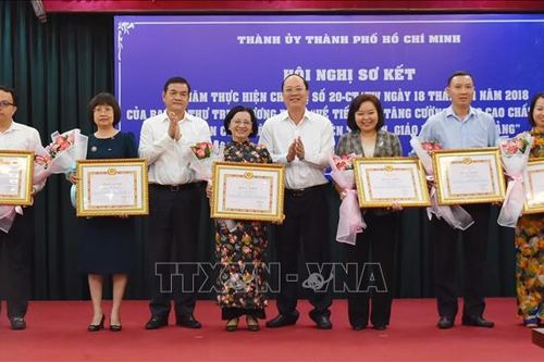 Tuyên truyền, giáo dục lịch sử Đảng phù hợp với từng đối tượng cụ thể