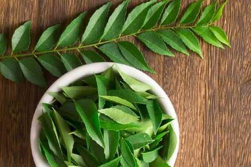 Lợi ích sức khỏe của lá cà ri