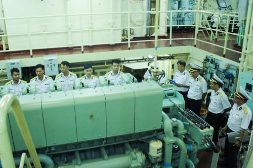 Kiểm tra công tác chuẩn bị ra quân huấn luyện tại các lữ đoàn thuộc Vùng 4 Hải quân