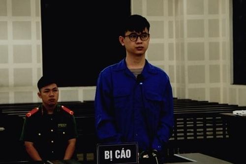 Bản án thích đáng cho 'nghịch tử' sau khi uống rượu