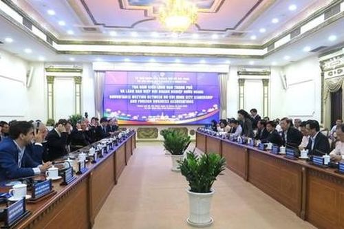 Chủ tịch UBND TPHCM tọa đàm với lãnh đạo Hiệp hội Doanh nghiệp nước ngoài