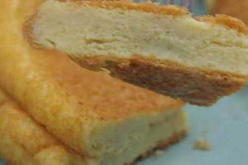 Chỉ cần mỗi 2 quả trứng gà và 10 phút bạn có món bánh trứng tuyệt ngon cho bữa sáng