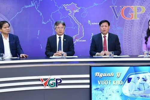Gồng mình vượt khó, từng bước làm tốt hơn nữa công tác chăm sóc sức khỏe nhân dân