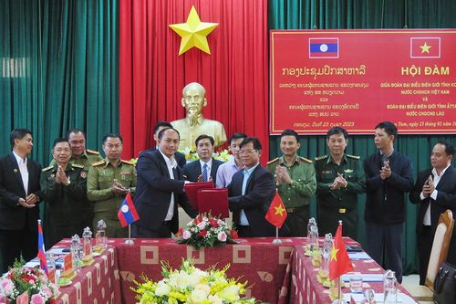 Đề nghị nâng cấp Cửa khẩu phụ Đăk Long-Vang Tat thành cửa khẩu chính