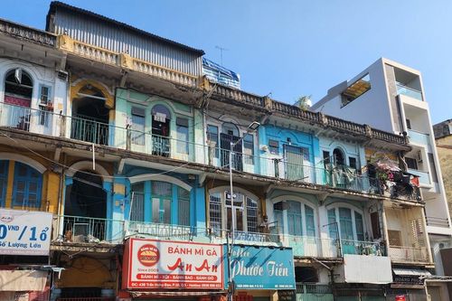 Đẩy nhanh di dời người dân khỏi chung cư 'hết đát'