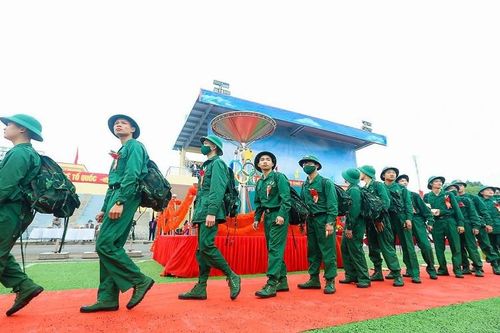 6 thanh niên bị phạt 375 triệu đồng vì không chấp hành lệnh gọi nhập ngũ
