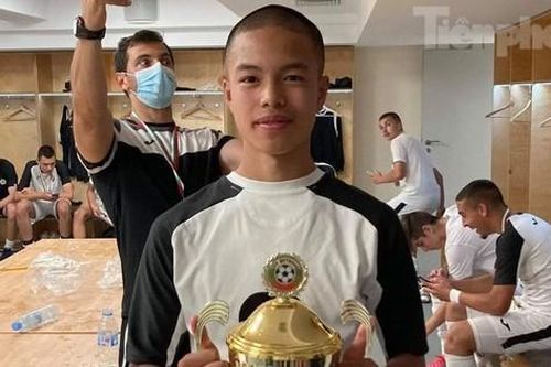 Chung Nguyen Do, tài năng gốc Việt được Barca thèm khát là ai?