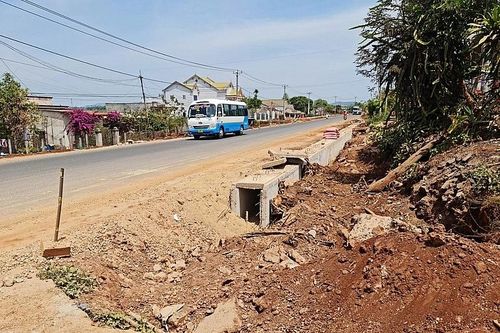 Yêu cầu chấn chỉnh tình trạng mất an toàn giao thông trên Quốc lộ 19