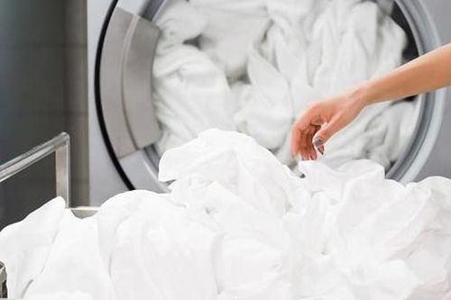 4 sai lầm chị em thường mắc phải khi giặt ga trải giường
