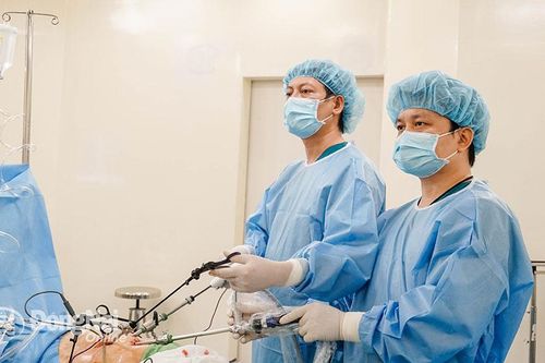 Áp dụng kỹ thuật tiên tiến cắt khối bướu thận cho bệnh nhân