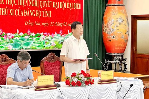 Phải chống biểu hiện đùn đẩy, sợ trách nhiệm, đồng thời có cơ chế bảo vệ cán bộ dám nghĩ, dám làm