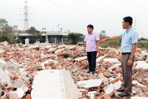 Tháo dỡ các công trình xây dựng trái phép tại H. Nhơn Trạch