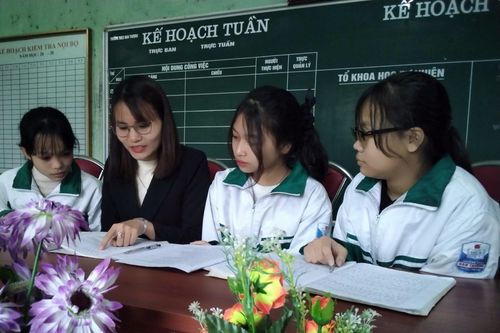 Phú Thọ: Hạ Hòa gặt hái thành công có nhiều em đoạt giải học sinh giỏi cấp tỉnh lớp 9 năm học 2022 – 2023