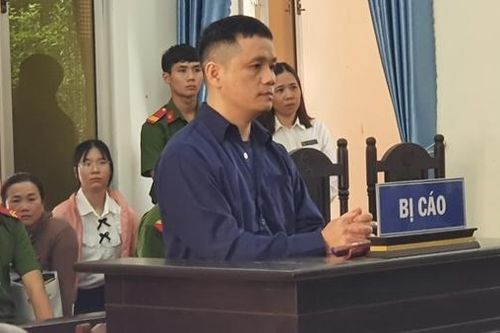 Xét xử vụ cán bộ thi hành án hình sự chiếm đoạt tiền người nhà phạm nhân