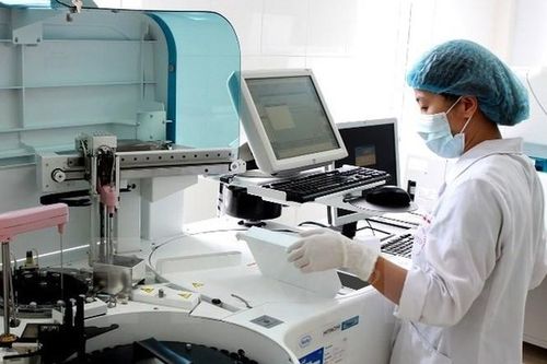 Bộ Y tế họp khẩn bàn cách tháo gỡ vướng mắc mua sắm vật tư, thiết bị y tế