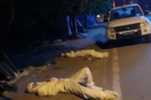 Cán bộ, y bác sĩ Điện Biên sau những ngày tháng 'kiệt sức ngủ vệ đường'