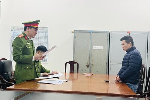 'Lộ sáng' tiêu cực tại Trung tâm đăng kiểm ở Vĩnh Phúc