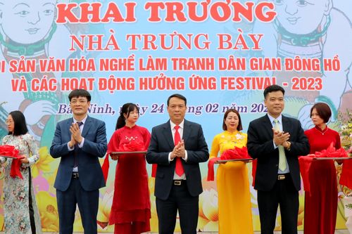 Bắc Ninh khai trương nhà trưng bày di sản văn hóa nghề làm tranh dân gian Đồng Hồ