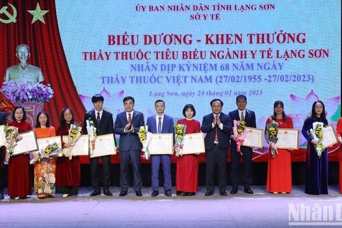 Lạng Sơn biểu dương, khen thưởng thầy thuốc tiêu biểu